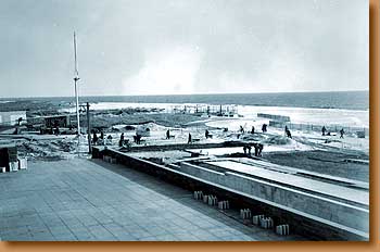 Construction of the walkways in 1931